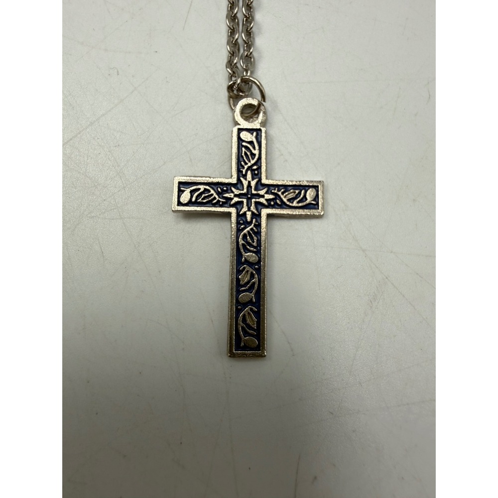 Silver Tone Blue Enamel Cross Necklace Vintage Style Vine Leaf Pendant 22 Inch